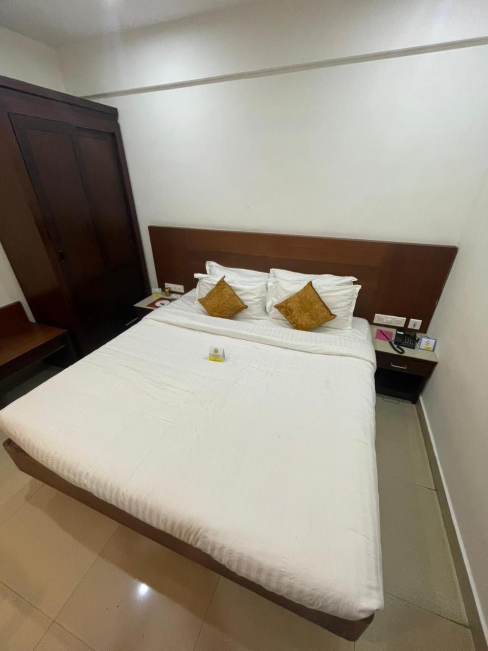 Kallada Sangeetha Hotels Thrissur Εξωτερικό φωτογραφία