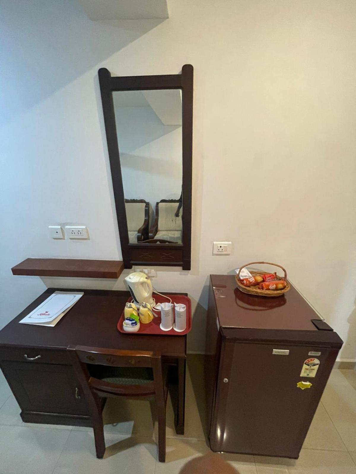 Kallada Sangeetha Hotels Thrissur Εξωτερικό φωτογραφία